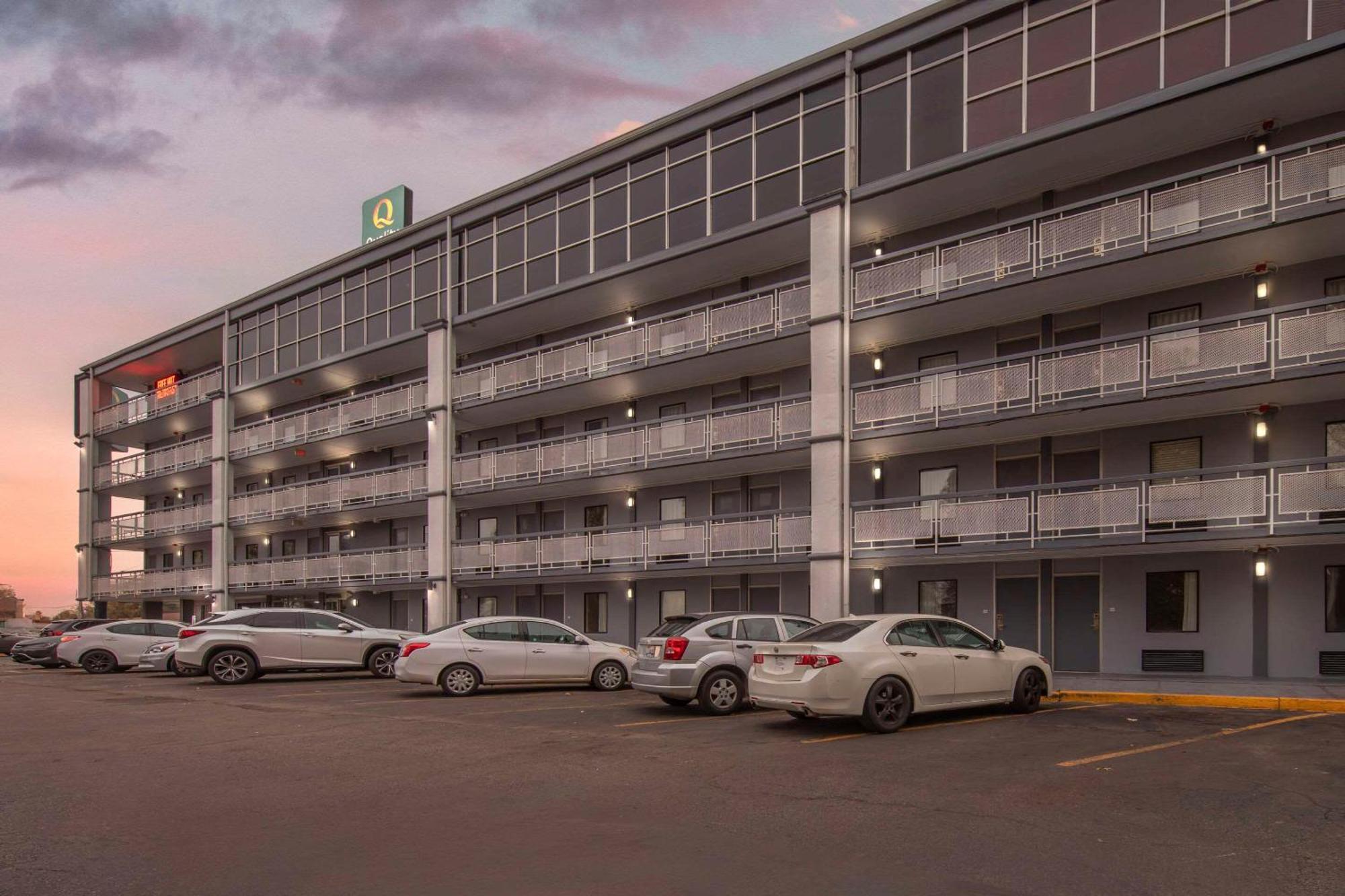 Downtown Inn & Studio Suites Мемфіс Екстер'єр фото